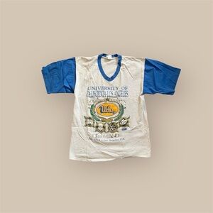 1990s single stitch UCLA Blue and light gray v neck T-Shirt